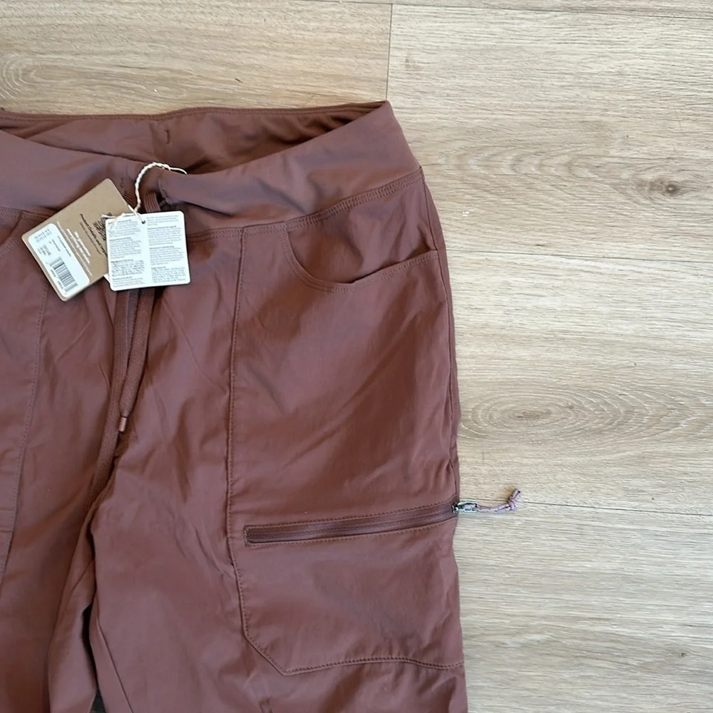 Patagonia Quandary Jogger - Women's color dulse mauve